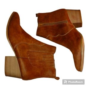 Time and tru booties